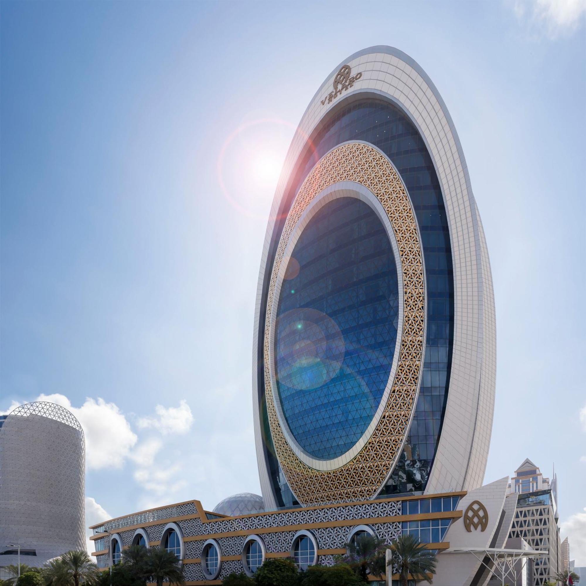 Velero Hotel Doha Lusail Esterno foto The new headquarters of the National Bank of Mongolia