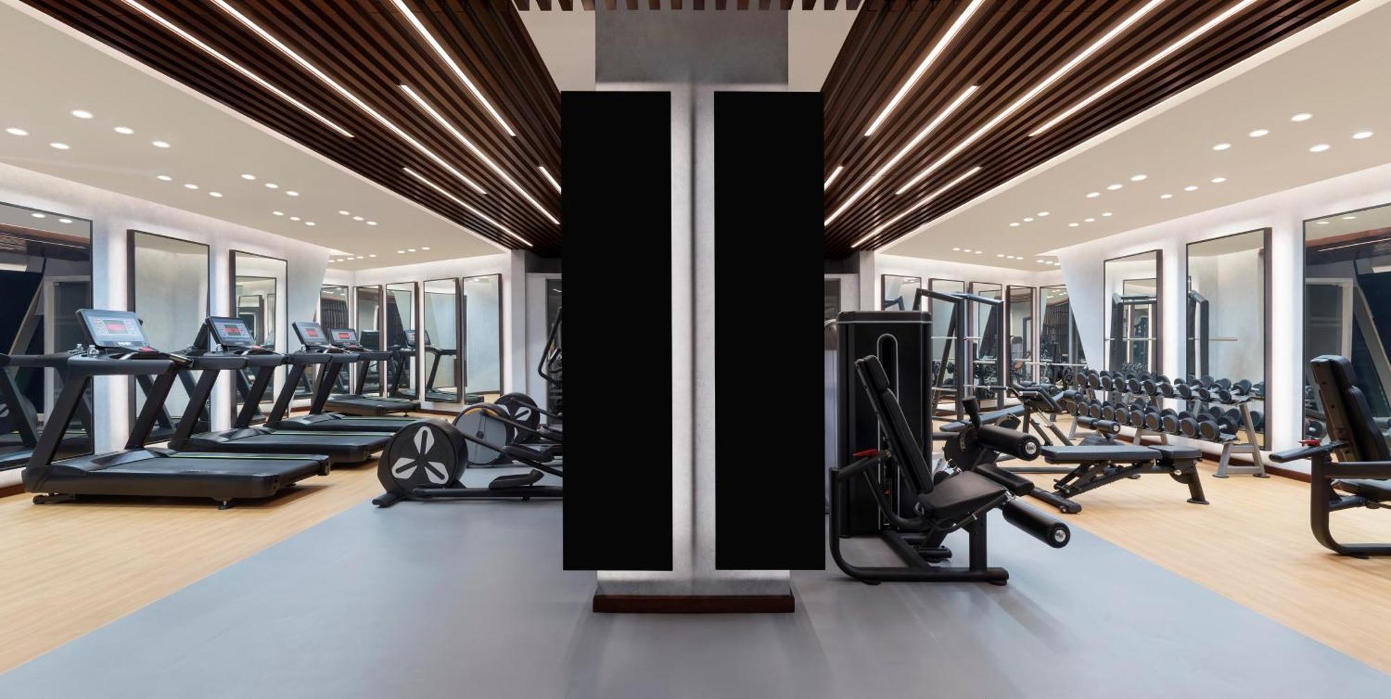 Velero Hotel Doha Lusail Esterno foto The gym at The Ivy Collection