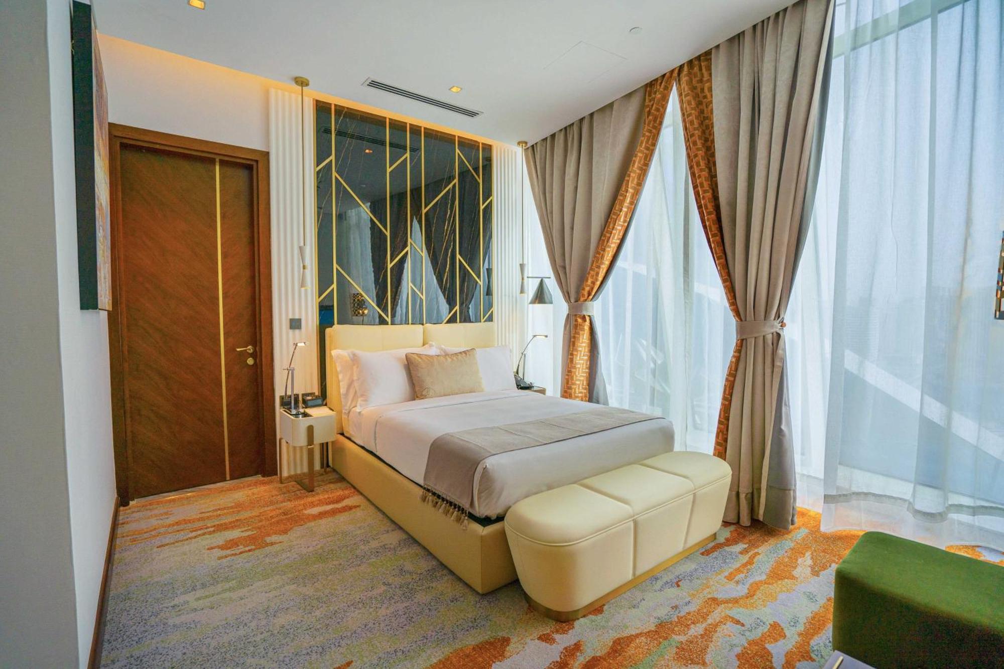 Velero Hotel Doha Lusail Esterno foto A bedroom at the hotel
