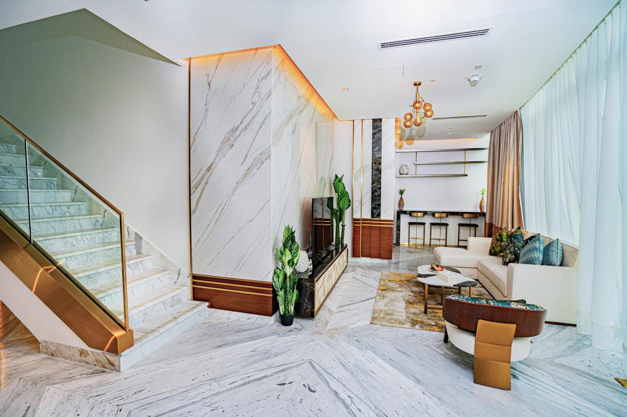 Velero Hotel Doha Lusail Esterno foto Interior of a Sky Villa